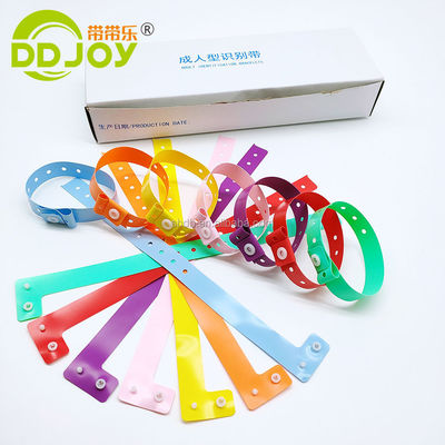 Braccialetto riflettente di plastica Vinyl Id Braccialetto stampato con logo personalizzato viola