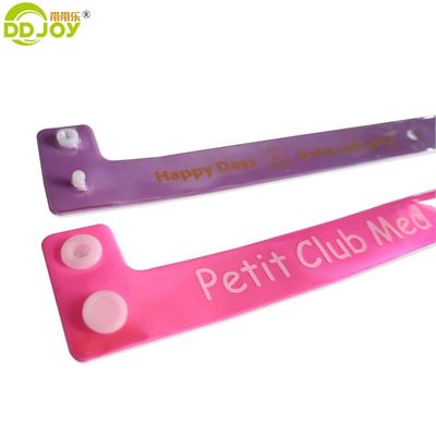 Braccialetto di festa a forma di L a neon verde riflettente con logo personalizzato e PVC riflettente