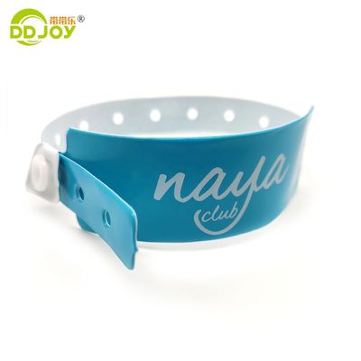 Braccialetti a pulsanti in PVC con identificazione chiara e design personalizzato per hotel