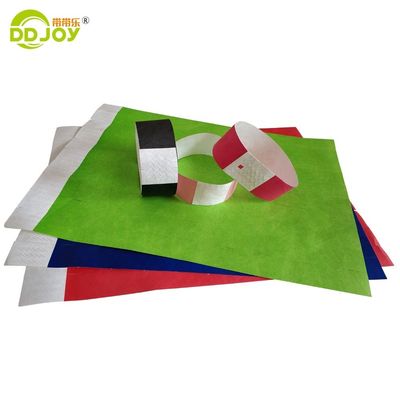 Braccialetti Tyvek semplici in arancione 100 pcs per Event Party Supplies Logo OEM personalizzato