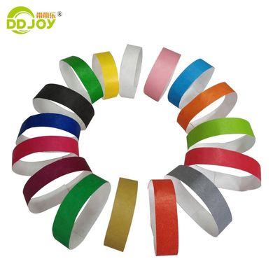 Braccialetti Tyvek semplici in arancione 100 pcs per Event Party Supplies Logo OEM personalizzato