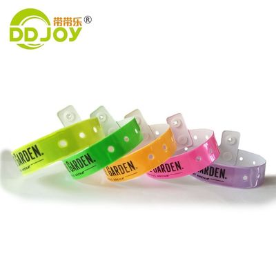 250*25mm/250*16mm Vinyl Plastic Wristband per trasporto sicuro tramite UPS DHL EMS Fedex TNT