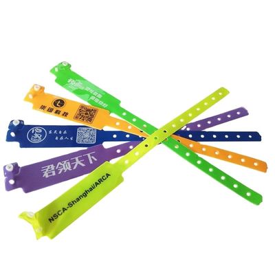 Eventi personalizzati Pvc Neon Colore Braccialetti Regali Uno Sconto Plastico Festival Braccialetto in vinile