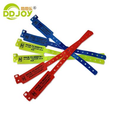Eventi personalizzati Pvc Neon Colore Braccialetti Regali Uno Sconto Plastico Festival Braccialetto in vinile