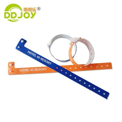 Materiale composito Forma L Dimensioni per adulti Colorato PVC/Vinilo Braccialetti 250*25mm/250*16mm