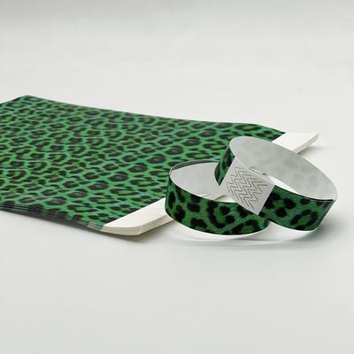 Braccialetto per eventi di intrattenimento personalizzato con biglietto di ingresso stampato DuPont Design