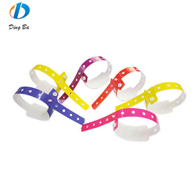 Main Stone Plastic Bracelet di carta sintetica in viola per eventi personalizzati Festival