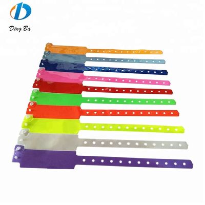 Braccialetto in PVC da 250*25mm con colore di neon, braccialetto in plastica per l'identificazione dell'hotel
