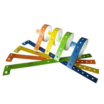DingBa Custom Plastic Wristband 250*25mm Bracelet a forma larga per gli amanti dei cartoni animati
