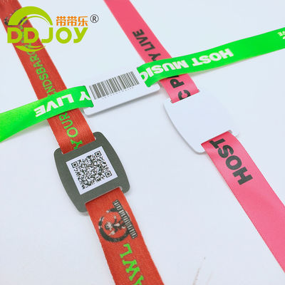 Braccialetto comodo e usa e getta personalizzato per il controllo di accesso personalizzato agli eventi