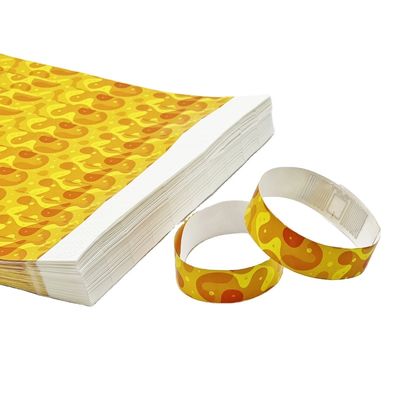 Carta impermeabile personalizzata Tyvek RFID braccialetti con funzione NFC inclusa