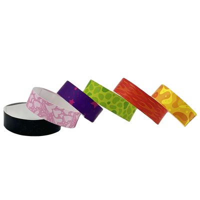 Carta impermeabile personalizzata Tyvek RFID braccialetti con funzione NFC inclusa
