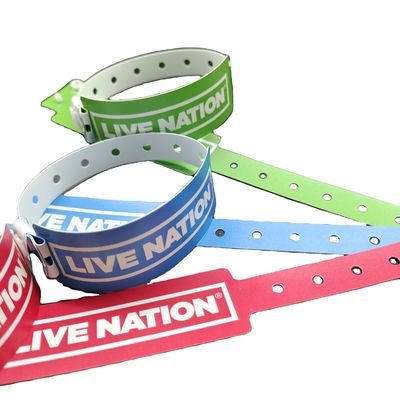Shanghai PVC Materiale Vinyl Braccialetti Per Eventi Grande Forma e Disegno Libero Inclusi