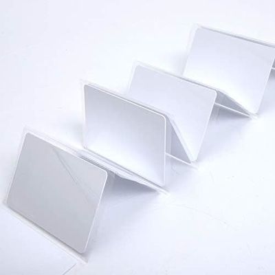 RFID personalizzato 125KHZ T5577 EM4305 13.56MHZ Schede chiave composite riscrivibili Frequenza del chip