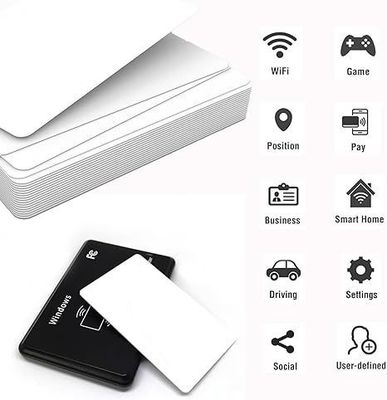 RFID personalizzato 125KHZ T5577 EM4305 13.56MHZ Schede chiave composite riscrivibili Frequenza del chip