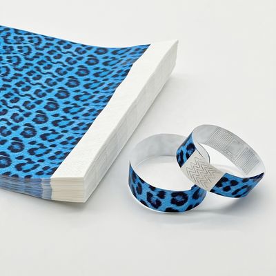 Event Party Supplies Logo personalizzato stampato Tyvek RFID braccialetti con funzione NFC