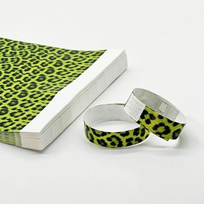Event Party Supplies Logo personalizzato stampato Tyvek RFID braccialetti con funzione NFC