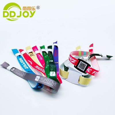 Controllo accesso Eventi personalizzati Biglietto Braccialetto RFID tessuto Tessuto NFC Braccialetto Regolare Dimensione 350*15mm