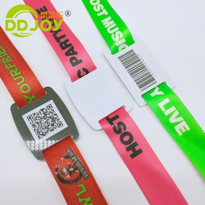 Controllo accesso Eventi personalizzati Biglietto Braccialetto RFID tessuto Tessuto NFC Braccialetto Regolare Dimensione 350*15mm