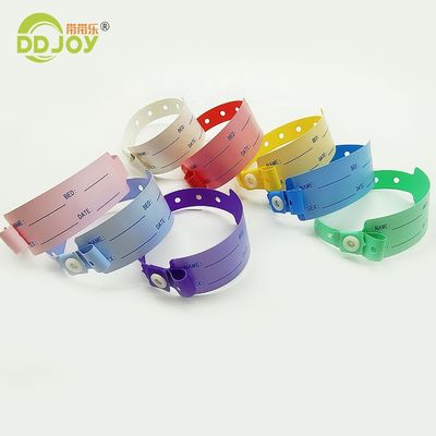 Braccialetti di identificazione usa e getta per i pazienti ospedalieri