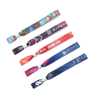 Feste e eventi di occasione Braccialetti in tessuto/poliestere in tessuto satinato personalizzati per una sola volta
