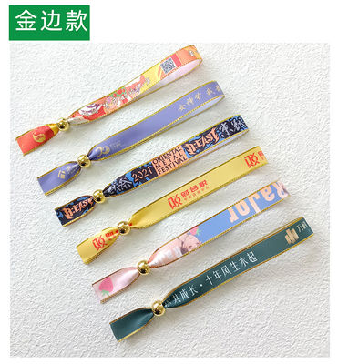 Braccialetti di tessuto satinato sicuri e durevoli per eventi e festival Disegno personalizzabile