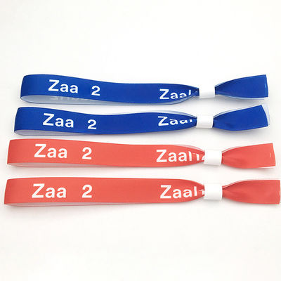 Braccialetti di tessuto satinato a chip RFID personalizzati in giallo per la gestione di feste ed eventi
