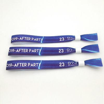 Logo personalizzato Braccialetti RFID Tessuto satinato per eventi e festival Utenti finali target