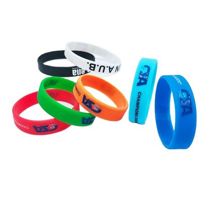 Neon Yellow Custom Logo Glow in Dark Silicone Braccialetto per Scenari Diversi