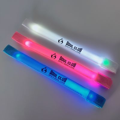 255.16*20mm Stampa personalizzata LED Wrist Band per feste ed eventi che brillano al buio