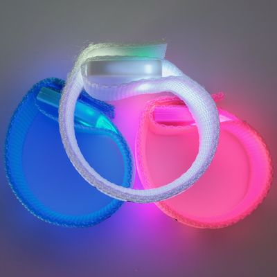 255.16*20mm Stampa personalizzata LED Wrist Band per feste ed eventi che brillano al buio