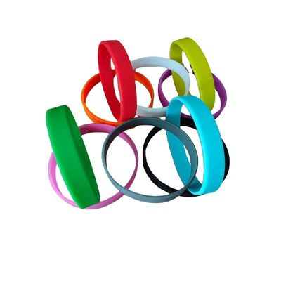 Tecnica in rilievo Braccialetti in gomma di polso in silicone multicolore per lo stile nautico