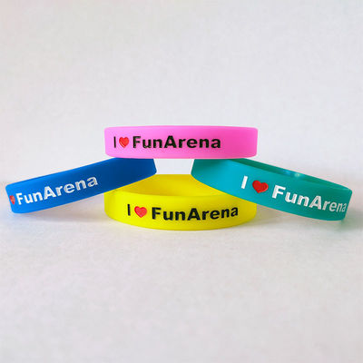 Braccialetti di gomma a stampa a schermo di seta a prova d'acqua a colori misti con certificato ISO9001