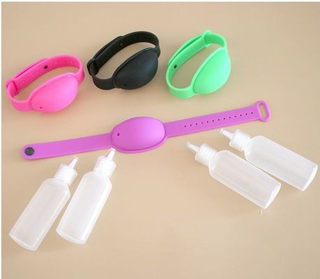 Dispenser a polso per bambini con disinfettante liquido portatile in silicone GW 0.25KG/PCS