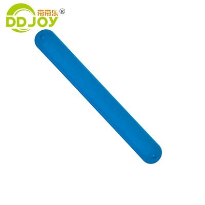Placcaggio colore personalizzato stoccaggio braccialetto personalizzato ingrosso personalizzato braccialetto di silicone snap slap