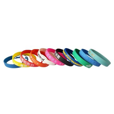 Braccialetto di silicone rosso per eventi Colore solido Braccialetto per adulti Gioielli tipo braccialetti