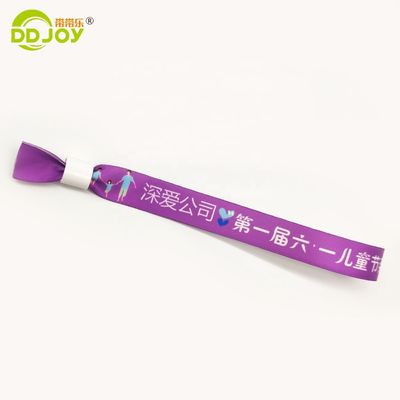 Artwork Logo su misura Sublimazione Lanyard corto Braccialetto tessuto usa e getta per il festival