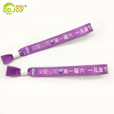 Artwork Logo su misura Sublimazione Lanyard corto Braccialetto tessuto usa e getta per il festival