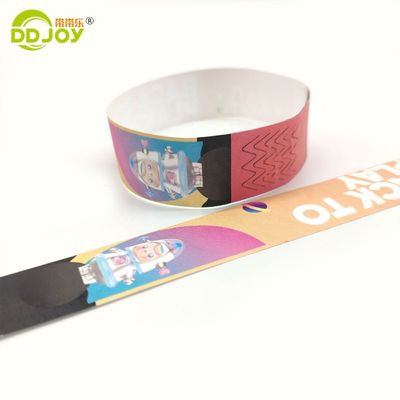 Logo personalizzato Tyvek Band impermeabile Numero di serie Braccialetto per la gestione degli eventi