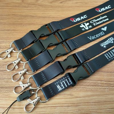 Accessori di seta Tinta Sublimazione Poliestere Lanyards per Portachiavi Logo personalizzato 900*15*0.65mm