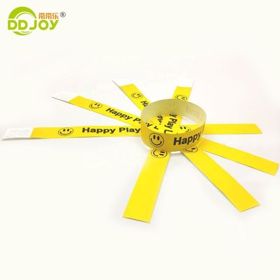 Decorazione nuziale Regalo Tyvek resistente Braccialetti di ammissione per tutte le occasioni