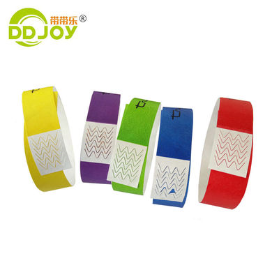 Braccialetti di carta Tyvek impermeabili certificati ISO9001 per l'identificazione e l'entrata degli eventi