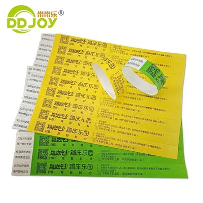 Braccialetti di carta Tyvek impermeabili certificati ISO9001 per l'identificazione e l'entrata degli eventi