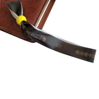Braccialetti in tessuto per feste perfetti per la promozione