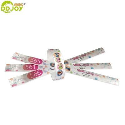Caratteristica regionale Stampato Custom Wrist Band Wristband TYK1056D per Event Party Supplies