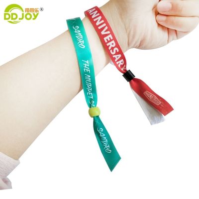 100pcs braccialetto di nastri di raso sublimato per la promozione di regali personalizzati per il festival