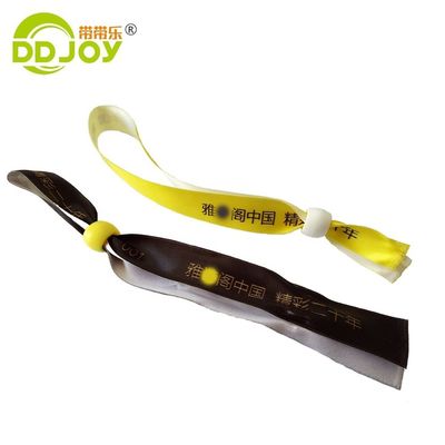 Braccialetti RFID stampati su misura in tessuto satinato arancione per l'evento e l'accesso
