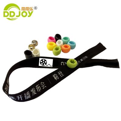 Braccialetti RFID stampati su misura in tessuto satinato arancione per l'evento e l'accesso