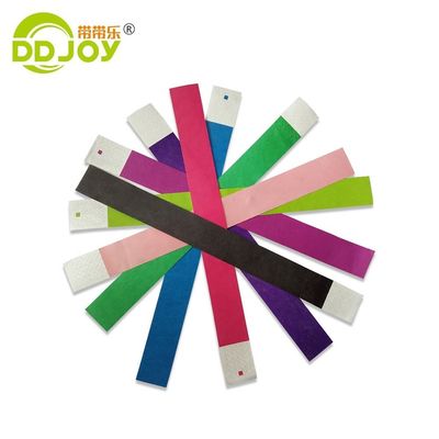 1 pollice Red Tyvek Paper Wristbands Disegno personalizzato per eventi 250*25mm/250*19mm